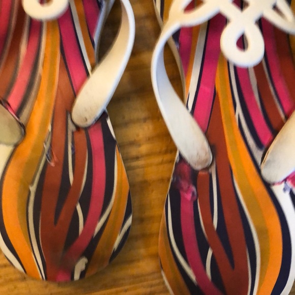 Flip Flops - Picture 2 of 4